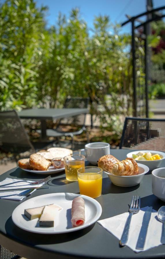 Ibis Budget Brignoles Provence Εξωτερικό φωτογραφία
